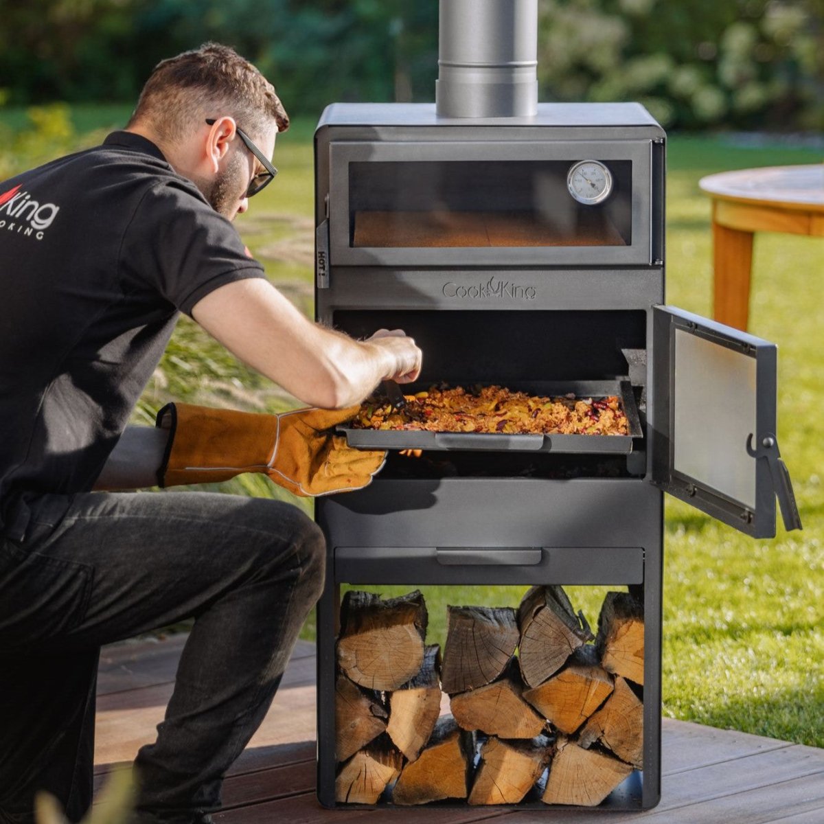 FLAMBO – Outdoor Gartenofen mit Pizzaofen für echte Feuerabende - OAKAGE