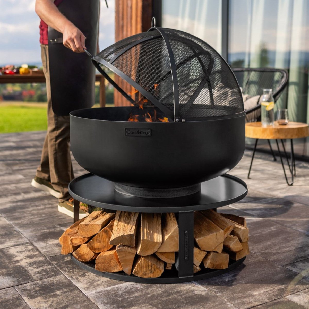 NOVA – Stilvolle Feuerschale mit Grillfunktion für deinen Garten - OAKAGE